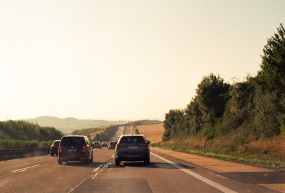 Nederlanders vliegen minder en dat is geen toeval